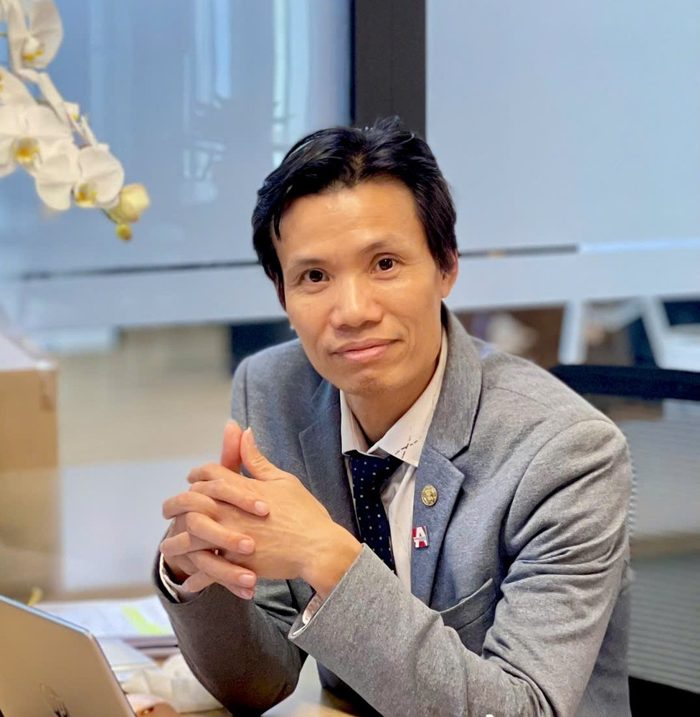 Coach Phạm Tùng