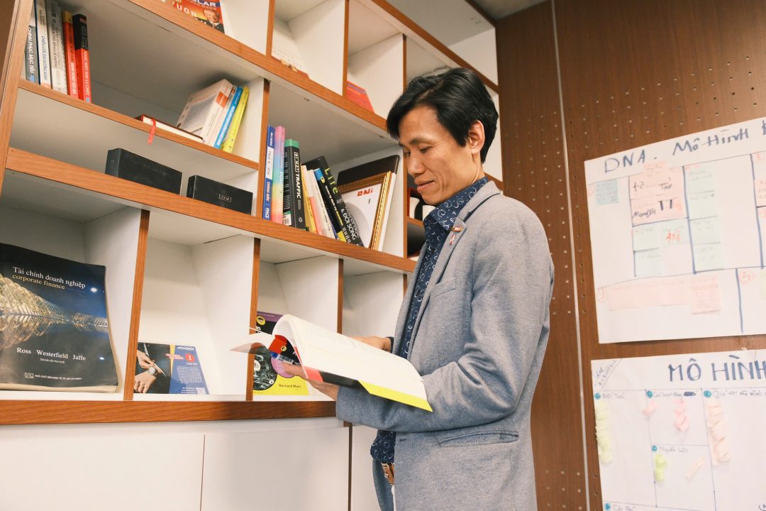 Sách là nguồn tri thức tuyệt vời của nhân loại